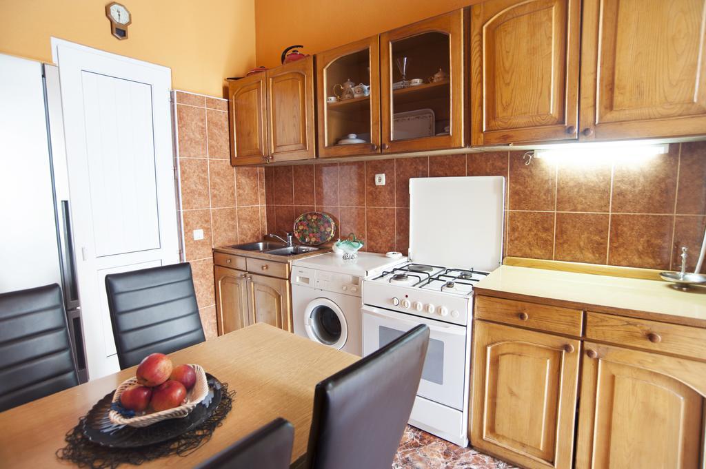 Apartment In Purtseladze Street Tbilisi Ngoại thất bức ảnh