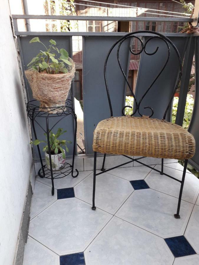 Apartment In Purtseladze Street Tbilisi Ngoại thất bức ảnh